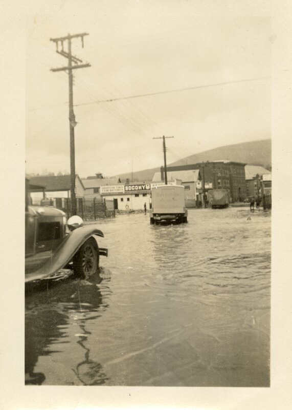Ashland Street in 1936 flood